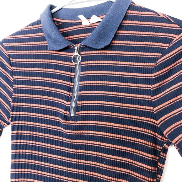 Sky and sparrow Zip Up Collared Striped Crop Top - Picture 2 of 6